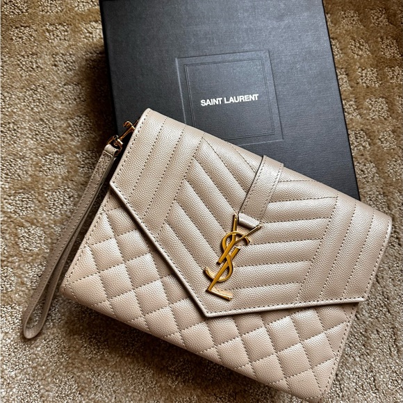 YSL Pouch - Picture 12 of 12